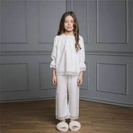 Primavera e outono personalizado infantil casa desgaste meninas lace pijamas conjunto com 30% menina de seda criança 210702