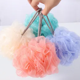 100pcs multi färger 8g / 15g / 20g / 30g Badborstar Dusch Sponge Pouf Loofahs Nylon Mesh Brush Scrubbers Ball Mesh-Bath Showroom Svampar