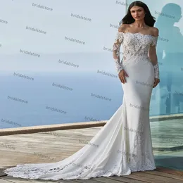 Elegant långärmad strandbröllopsklänning från axeln Satin Mermaid Boho Bridal Dresses 2021 Robes de Mariage Robe Blanche Vestido Novia Femme