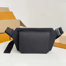2022 الرجال مصمم حقيبة أزياء النساء الخصر حقيبة luxurys عالية الجودة في الهواء الطلق حقائب الكتف الأسود الترفيه Crossbody بوم محفظة M57081