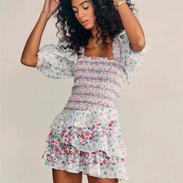 Boho Inspired mixed floral prints ruffled party dress puff sleeve square neck smocked sexy laides dress mini chic summer dress 210630