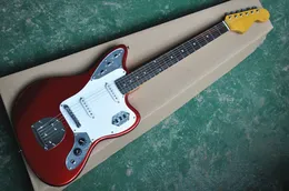 Czerwona gitara elektryczna z białą pickguard, palisandar podstrunnicą, sprzęt chromowany, zapewnić dostosowane usługi