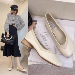 Buty Sukienka 34-44 Elegancki Plac Toe Pompy Solid Slip On Grandma Tacones Femme Grube Med-High Heels Women Office