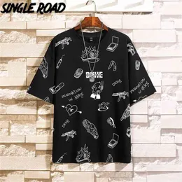 Single Road Mężczyźni Oversized T-shirt Anime Pełna druk Bawełniany Hip Hop Tshirt Mężczyzna Japoński Streetwear Harajuku T Shirt dla mężczyzn 210726