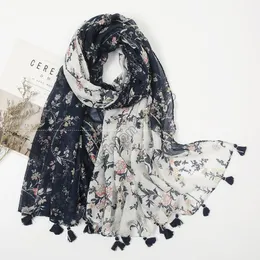 Unebener Spanien Blumen-Baumwoll-Hijab-Schal weiblich Herbst 2021 muslimischer Modeschal Marineblaues Kopftuch Pareos aus Indien Damen-Bandana