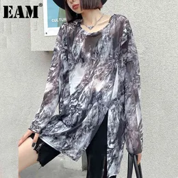 [EAM] Women Black Pattern Printed Hem Vent Big Size T-shirt Round Neck Long Sleeve Fashion Spring Summer 1DD8425 21512