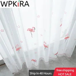 ノルディックスタイルピンクフラミンゴ刺繍入りボイルのカーテン子供のための女の子のリビングルームの子供白いチュールカーテンカスタム211203