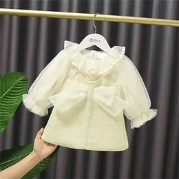 赤ちゃんのメッシュのドレス甘い春秋の幼児の服子供の王女かわいいちょう結びパッチワーク12m-4年210625