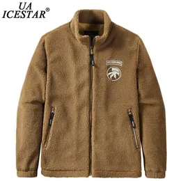 Uaicestar冬のフリース刺繍ジャケット男性コート春の子羊ウールコートファッションカジュアルな暖かいスリムのジャケット211214