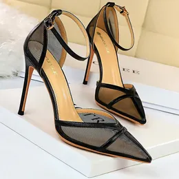 2022 frühling Frauen Pumpen High Heels Schwarz Sexy Party Schuhe Mesh Hohl Stiletto Heels Sandalen Damen Schuhe Größe 43