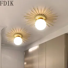 Luzes de teto de metal dourado nórdico Lâmpada de vidro moderna do sol em forma de quarto para o corredor do quarto lâmpadas pendentes de acessórios para decoração vintage internos