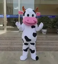 Professionell Farm Dairy Cow Mascot Kostym Tecknad Fancy Dress Hare Party