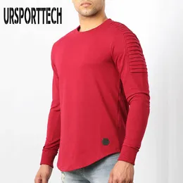 URSportech Camiseta Homens Tamanho Grande Manga Longa O-pescoço Dobras Sólidas Manga Completa T Shirt Homens Casual Camisas Para Homens Fitness Tops Tees 210528