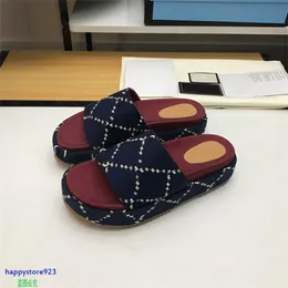 t113b 2021 summer Slippers Sandals open-toed sponge cake thick-soled flat-mouth star same paragraph non-slip drag women's printed shoes