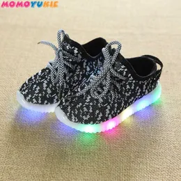 Dzieci LED Light Shoes Unisex Sporty Dorywcze Dla Dzieci Chłopcy Dziewczyny Sneakers Lace Up But dla chłopca Dziewczyna 210713