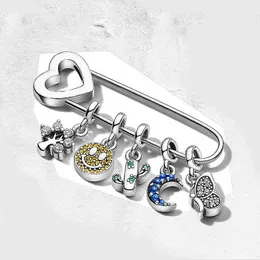 Smycken 100% 925 Sterling Silver Broscher Panpassning 1: 1 Me Serie 2021 Söt Smile Moon Butterfly Brosch Pin Kvinna