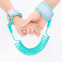 Hot-seling 1,5 m Polsino di sicurezza per bambini Anti perso Cinturino da polso Imbracatura per bambini Guinzaglio Cinghie Bracciali Genitore Polsi per bambini Guinzagli Camminare