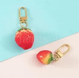 Designer Strawberry Keychain Festa Favor Gilrs Mulheres Bonito Simulação Criativa Alimentos Bolsas De Fada Bloqueio Pingente Chaveiro DD095