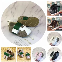 PU Leather Baby Shoes Girls Boy Kids First Walkers Infant Designer Toddler Classic Sports Anti Slip Soft Sole Sneakers Spring Jesień