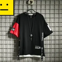 2020 Män Hip Hop T-shirt Fashion Destroyed Hole T-shirt Hiphop Streetwear Sommar Kortärmad Topstees Bomull Tshirt Y0322