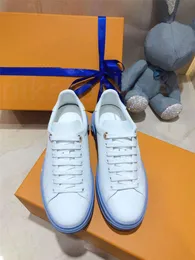 Luksurys designer Time Out Sneaker Niski top swobodny buty jasnoniebieskie różowe kobiety gumowe podeszwa zewnętrzna skórzana cielę klasyczny tra