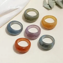 2021 Korean Ins Vintage Resin Green Geometric Round Rings for Women Girls Simple Jewelry Gifts