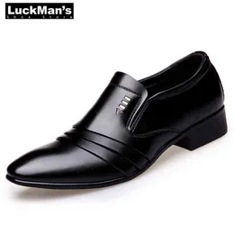 Scarpe eleganti LuckMan Uomo in pelle PU Moda uomo Mocassini da lavoro a punta Nero Oxford Traspirante Matrimonio formale 220223