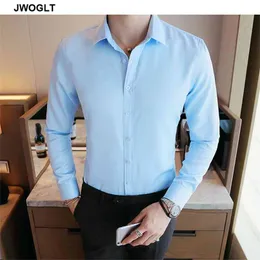 Outono estilo coreano homens casuais camisas de mangas compridas botão colarinho de giro para baixo no ajuste regular branco camisa social preto 210809