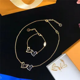 Double Heart Pattern Bracelet Gold Charm Necklace Fashion Design Jewelry Set Chic Letter Bracelets Pendant Necklaces