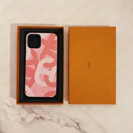 Carriage Design Clip Chain Phone Cases for iPhone 12 Mini 12pro 11 Pro 11pro X Xs Max Xr 8 7 Plus Leather Vivid Skin pattern Case Back Cover + Box