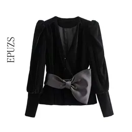 Vintage Bow Tie Cashes Velvet Jacket Kobiety Płaszcz Zimowy Elegancka V Neck Rękaw Puffowy Office Płaszcz Kobiet Odzież Odzieży Chic Topy 210521