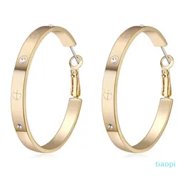 Gold Color Plated Hoop 4,6см Hoop Серьги для женщин Свадебные подружки невесты Ювелирные Изделия Модный подарок