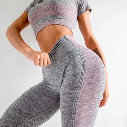 Krótki rękaw Joga Zestaw Legginsy Kobiety Sportowe Ubrania Seamlyoga Garnitury Dzianiny Hip Fitnsportswear Ropa Mujer Deportiva 2021 x0629