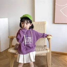 Höst Koreanska Stil Tjejer Pojkar Lös brev Skriv ut Hoodies Baby Långärmad Sweatshirts 1-7Y Barn 210615