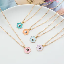 Fashion Yin and Yang Flower Necklace For Women Couples Lovers Trendy Rainbow Color Heart Pendant Necklaces Tai Chi Jewelry
