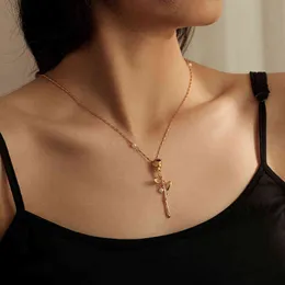 2021 Necklace Simple Short Gold Rose Pearl Clavicle Chain Little Prince Rose Flowers Fashion Necklace For Women Charms Jewelry G1206