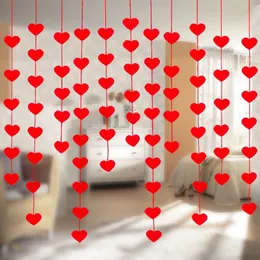 16pcs/set Red Heart Banner Wedding Decorations arland DIY Non-woven Love Curtain Christmas Party Decor 20220224 Q2