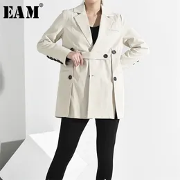 [EAM] Loose Fit Button Split Temperament Jacket Lapel Long Sleeve Women Coat Fashion Spring Autumn JQ29000 211014