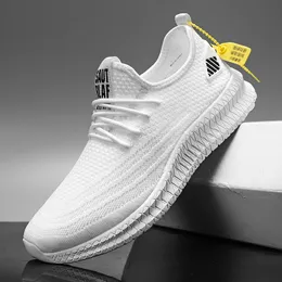Tasarlanmış 2020 Erkekler Rahat Ayakkabılar Nefes Örgü Sneakers Rahat Yürüyüş Ayakkabı Erkek Koşu Spor Ayakkabı Wienjee Yaz Newf6 Siyah Beyaz