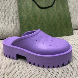 Дизайнерские женщины, полые G напламные сандалии роскошные брендовые тапочки женские дамы конфеты цвета четкие сандалии на высоком каблуке сандалии шпильки летняя обувь