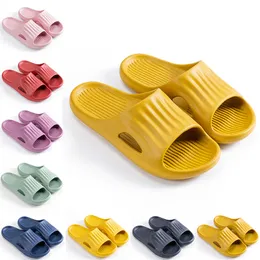 Мужчины скользят дешевле на тапочках обувь женщин сандаловая платформа кроссовок мужские женские красно -черные белые желтые слайдные сандалии тренер на открытом воздухе.