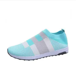 Mode Eleganta Kvinnor Loafers Klänning Skor Comfy Färg Block Slip-On Running Sneakers Low Tops Ladies Mesh Andningsbar Designer Casual Student Single Shoes Trainers