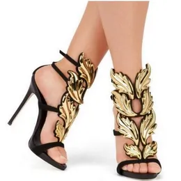 Golden Kardashian Luxury Women Cruel Summer Pumpar Polerade Metal Leaf Winged Gladiator Sandals High Heels Shoes
