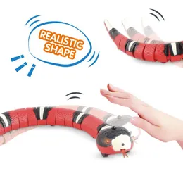 Cat Leksaker Smart Automatisk Sensing Toy Eletronic Snake Teasering Spela för små stora hundar Katter Interactive Kitten Pet