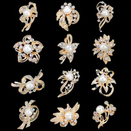 Szpilki, broszki 12 sztuk Assorted Rhinestone Imitacja Pearl Flower Broszka Zestaw Pin Badge Pin