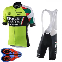 EUSKADI TEAM ROPA CICLISMO Breathable Mens Cykling Kortärmad Jersey och Shorts Set Summer Road Racing Kläder Utomhus Cykel Uniform Sports Suit S21050604