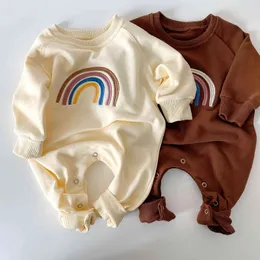Wiosna okrągła szyja z długim rękawem Born Kombinezon Rainbow Haftowane ubrania dla dzieci Toddler Boys Girls Cute Pajacyki 210515