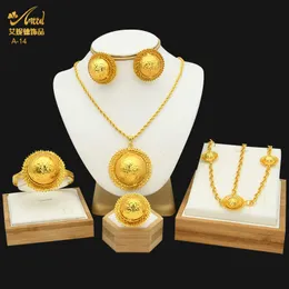 Set di gioielli africani placcati in oro Dubai Collana con catena per capelli etiope Anello con clip Bracciale a forcina Set da sposa nigeriani per le donne H1022