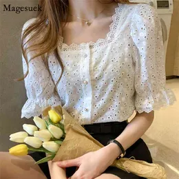 Korean Vintage Square Collar White Shirt Women Short Sleeve Hollow Out Elegant Blouse Clothes Lace Loose Tops Blusas 13934 210512