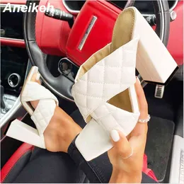 Summer Slippers Slides Women Shoes Rubber PU Basic Solid Outside Square heel Shallow Adult Rome Toe Platform 210507